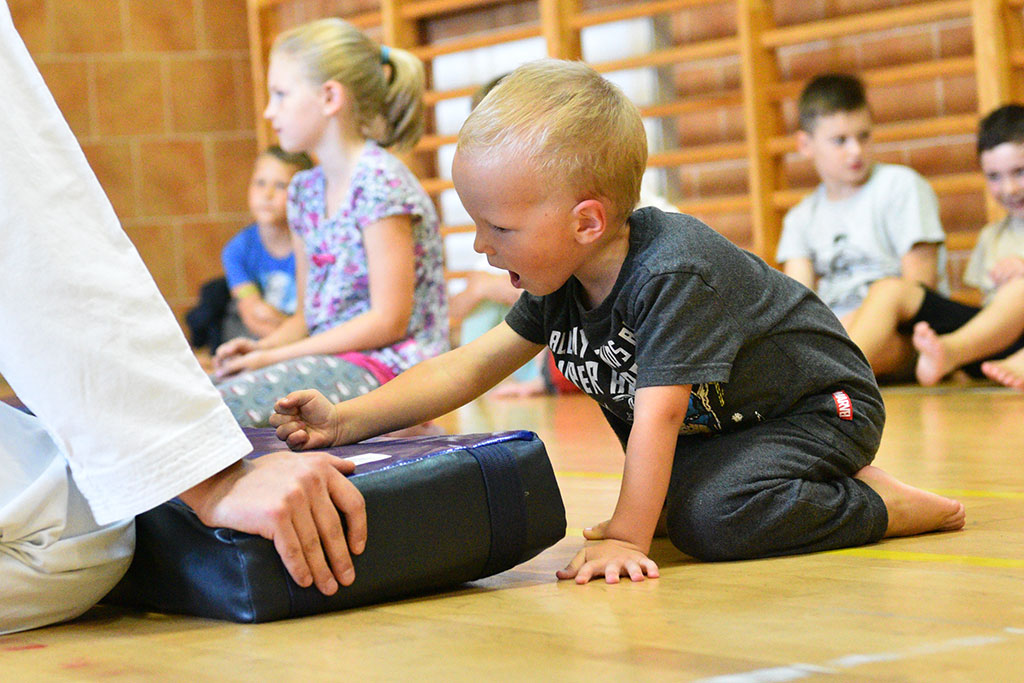 Zakończenie zajęć z samoobrony dla dzieci i młodzieży