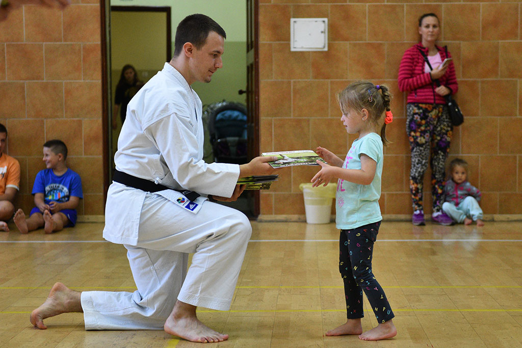 Zakończenie zajęć z samoobrony dla dzieci i młodzieży