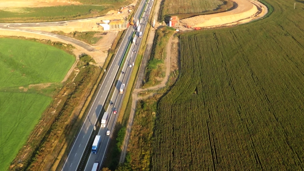 Budują drogę S3 z Legnicy do Lubina. Kolejny raport z lotu ptaka