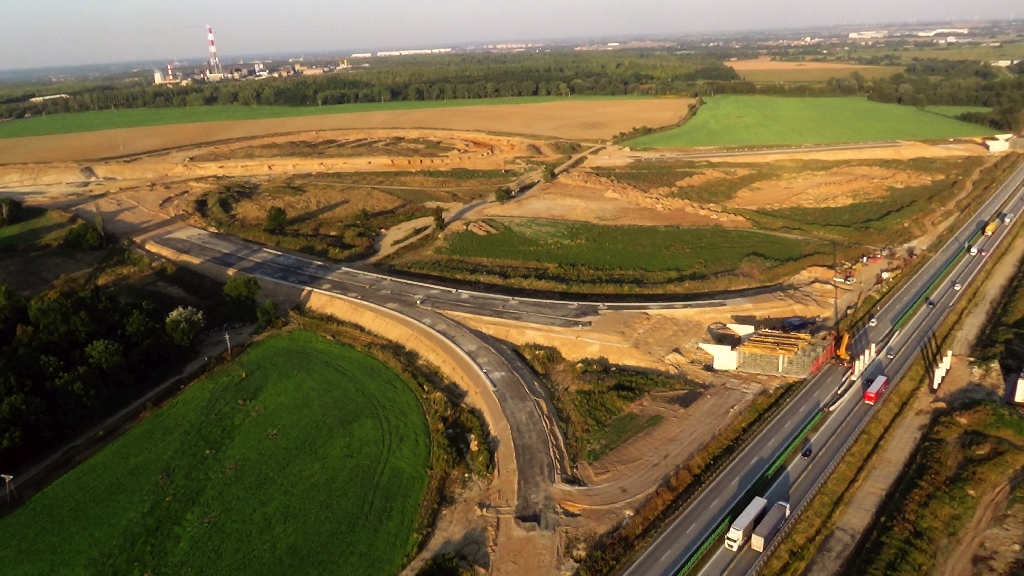 Budują drogę S3 z Legnicy do Lubina. Kolejny raport z lotu ptaka