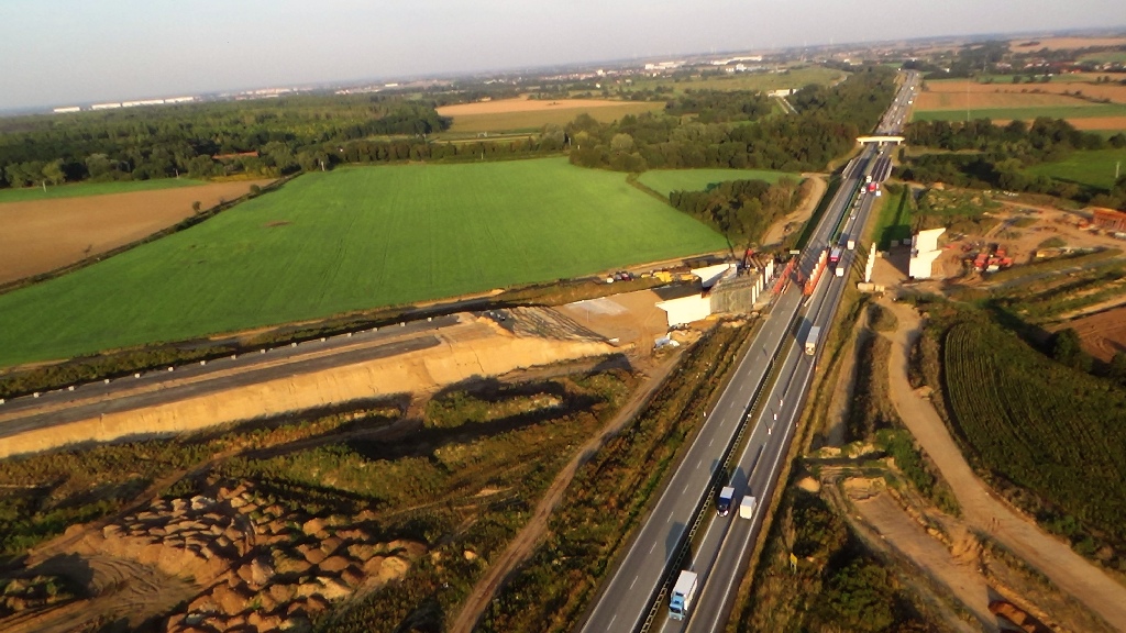 Budują drogę S3 z Legnicy do Lubina. Kolejny raport z lotu ptaka