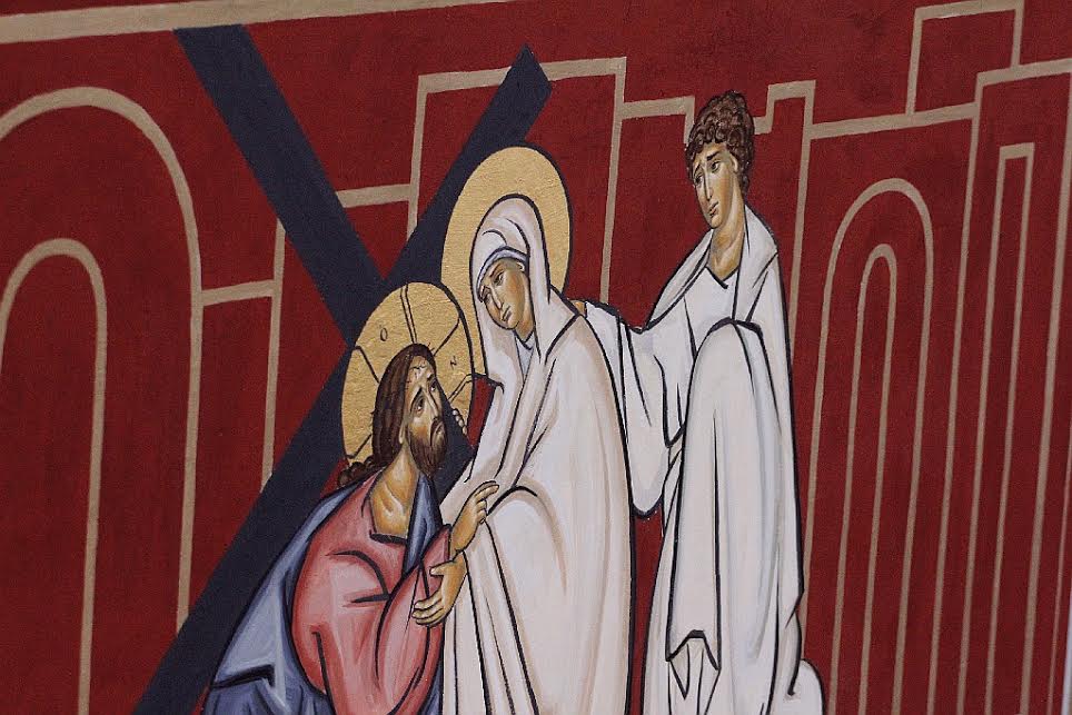 Siedem stacji Drogi Krzyżowej w kościele MBKP już namalowane