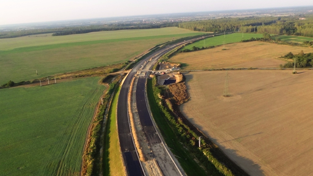 Budują drogę S3 z Legnicy do Lubina. Kolejny raport z lotu ptaka
