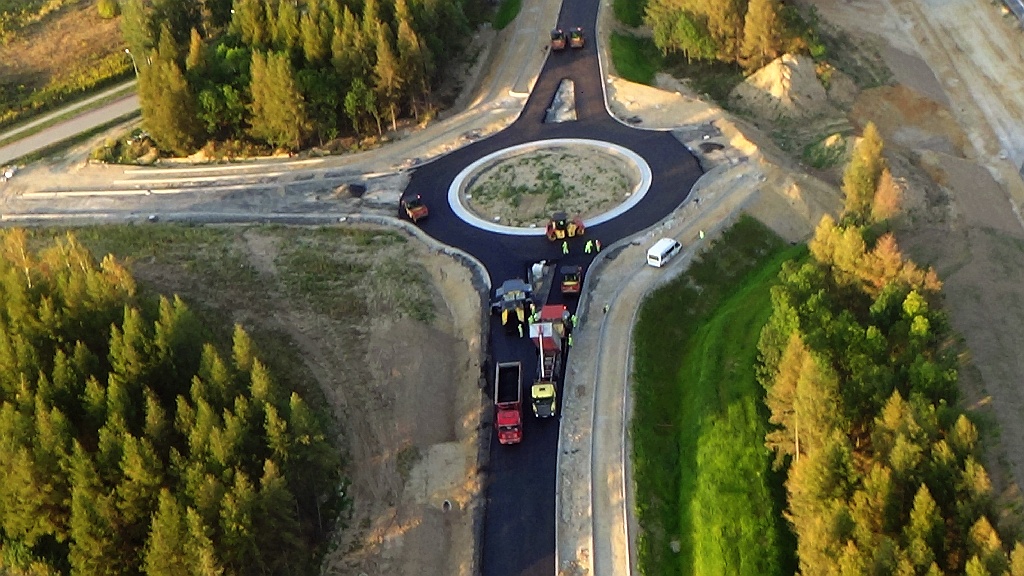 Budują drogę S3 z Legnicy do Lubina. Kolejny raport z lotu ptaka