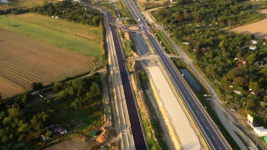 Budują drogę S3 z Legnicy do Lubina. Kolejny raport z lotu ptaka