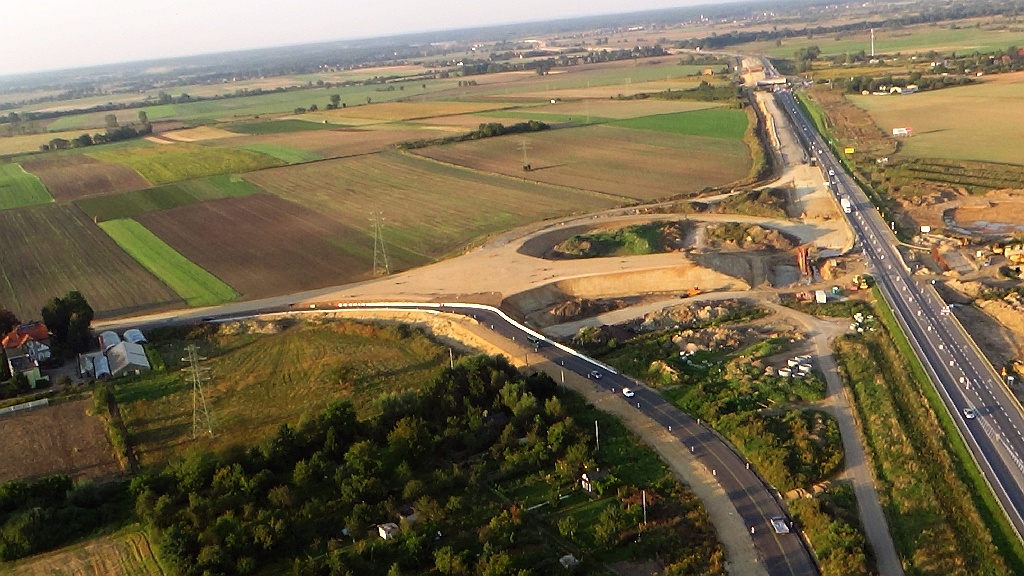 Budują drogę S3 z Legnicy do Lubina. Kolejny raport z lotu ptaka