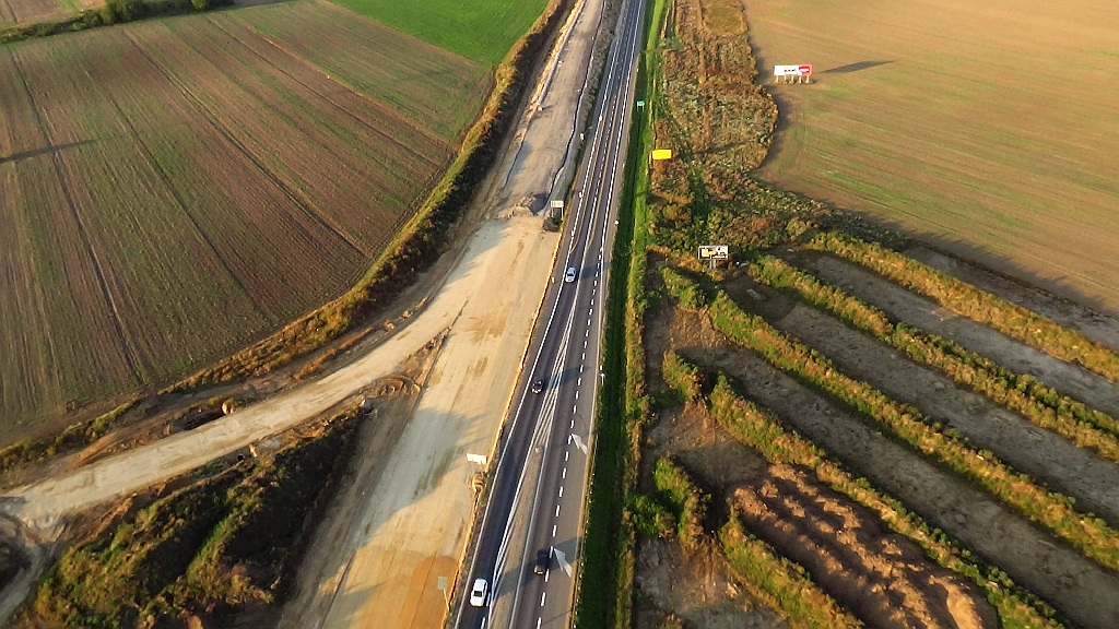 Budują drogę S3 z Legnicy do Lubina. Kolejny raport z lotu ptaka