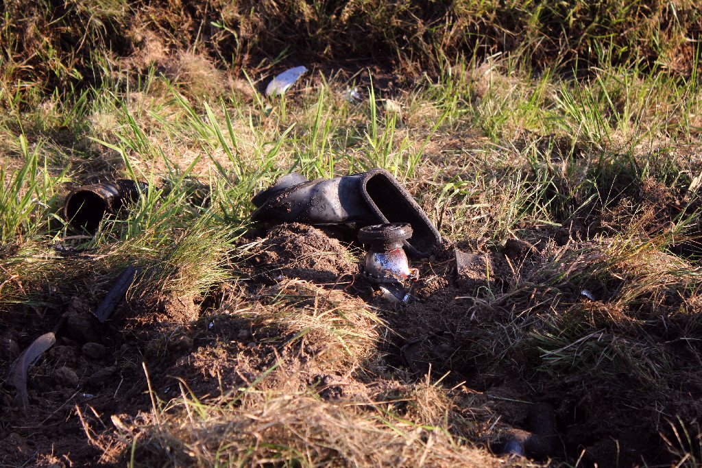 Trzy osoby ranne w wypadku. Na A4 dachował samochód