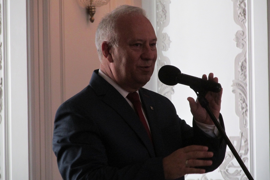 Legniccy strażnicy miejscy świętowali w akademii 25. urodziny