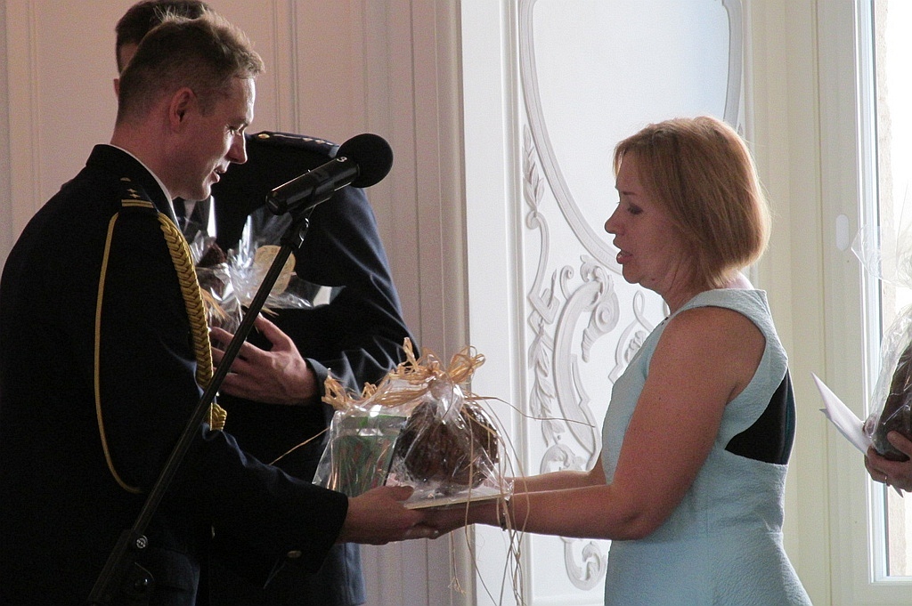 Legniccy strażnicy miejscy świętowali w akademii 25. urodziny