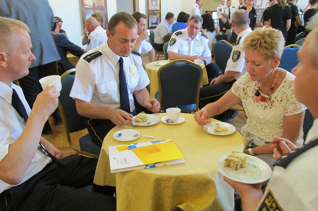 Legniccy strażnicy miejscy świętowali w akademii 25. urodziny