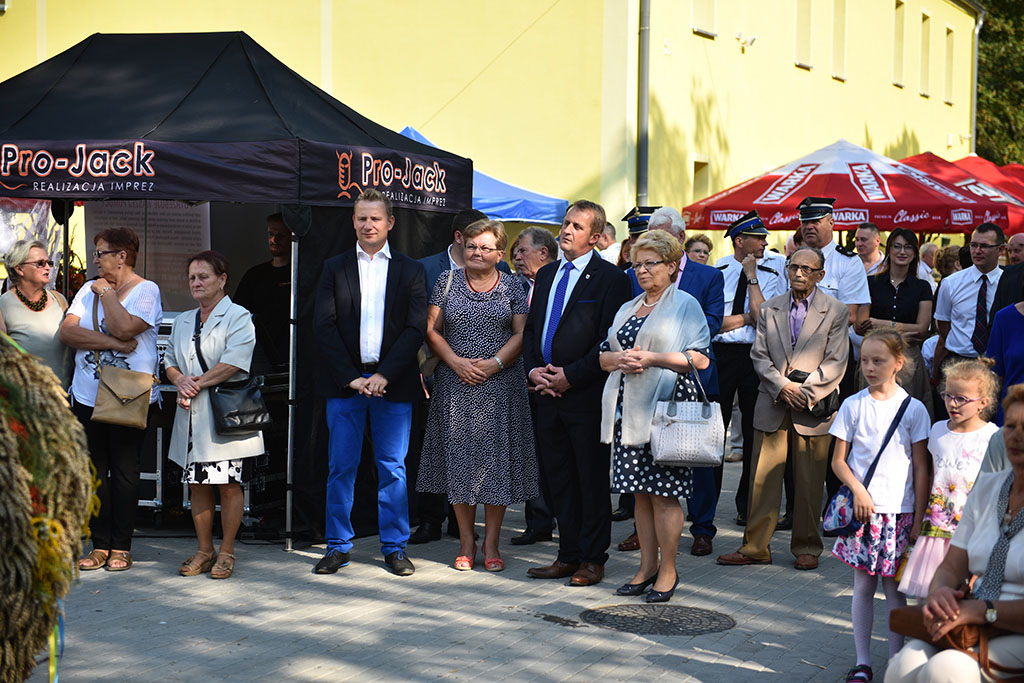 Mieszkańcy gminy Legnickie Pole bawili się na świecie plonów