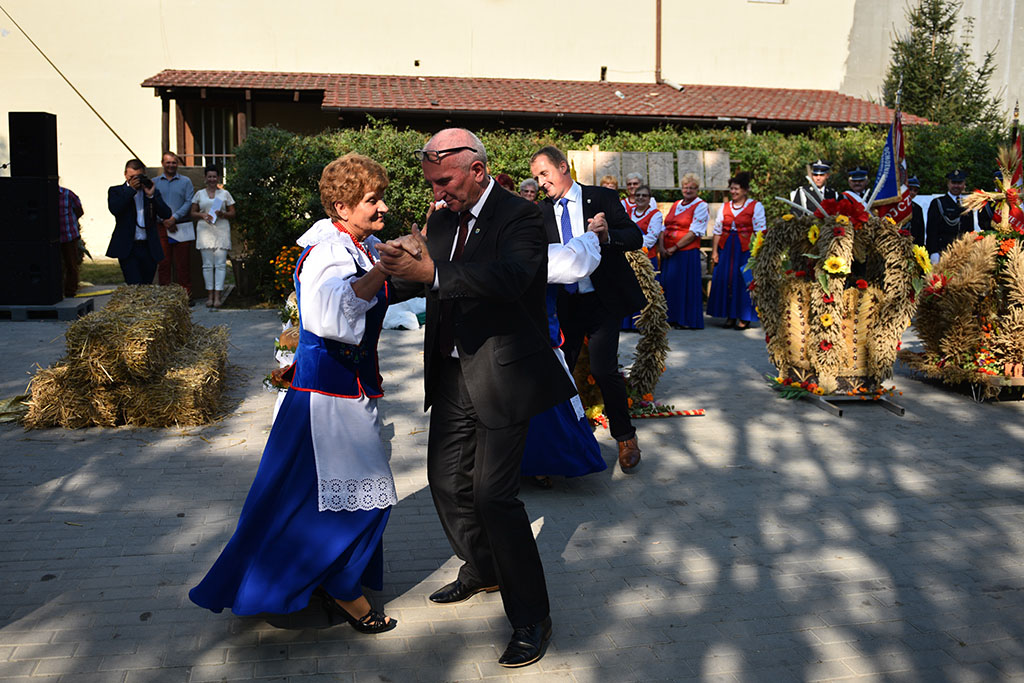 Mieszkańcy gminy Legnickie Pole bawili się na świecie plonów