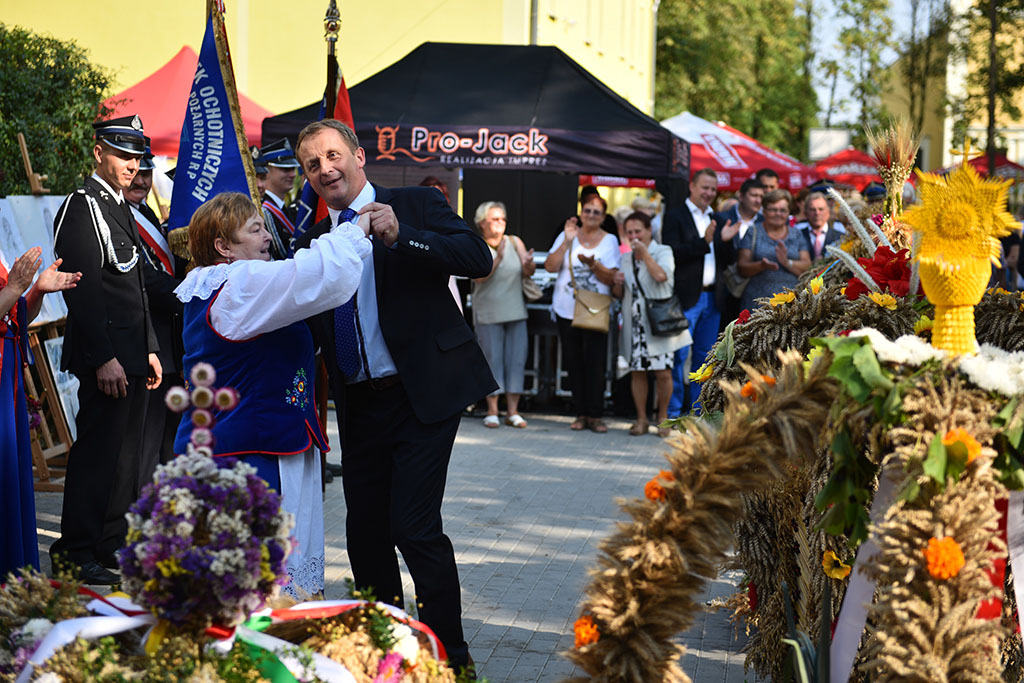 Mieszkańcy gminy Legnickie Pole bawili się na świecie plonów