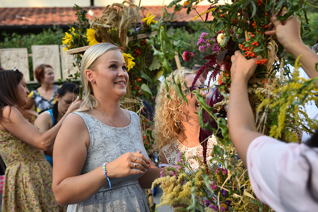Mieszkańcy gminy Legnickie Pole bawili się na świecie plonów