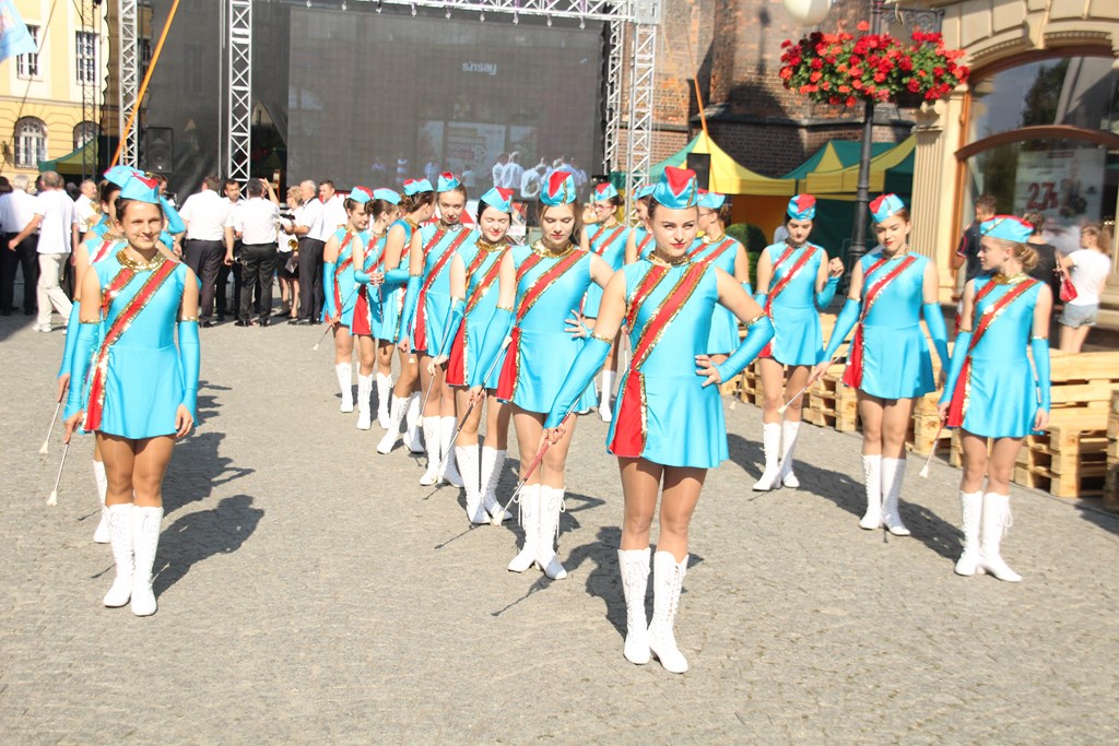 Tłum legniczan bawił się na sobotnich imieninach ulicy NMP