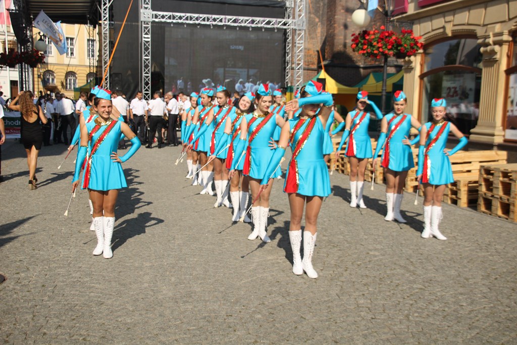 Tłum legniczan bawił się na sobotnich imieninach ulicy NMP