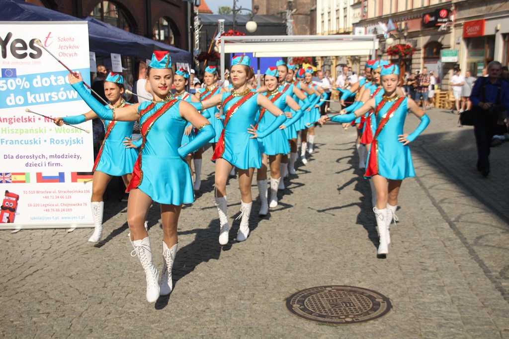 Tłum legniczan bawił się na sobotnich imieninach ulicy NMP