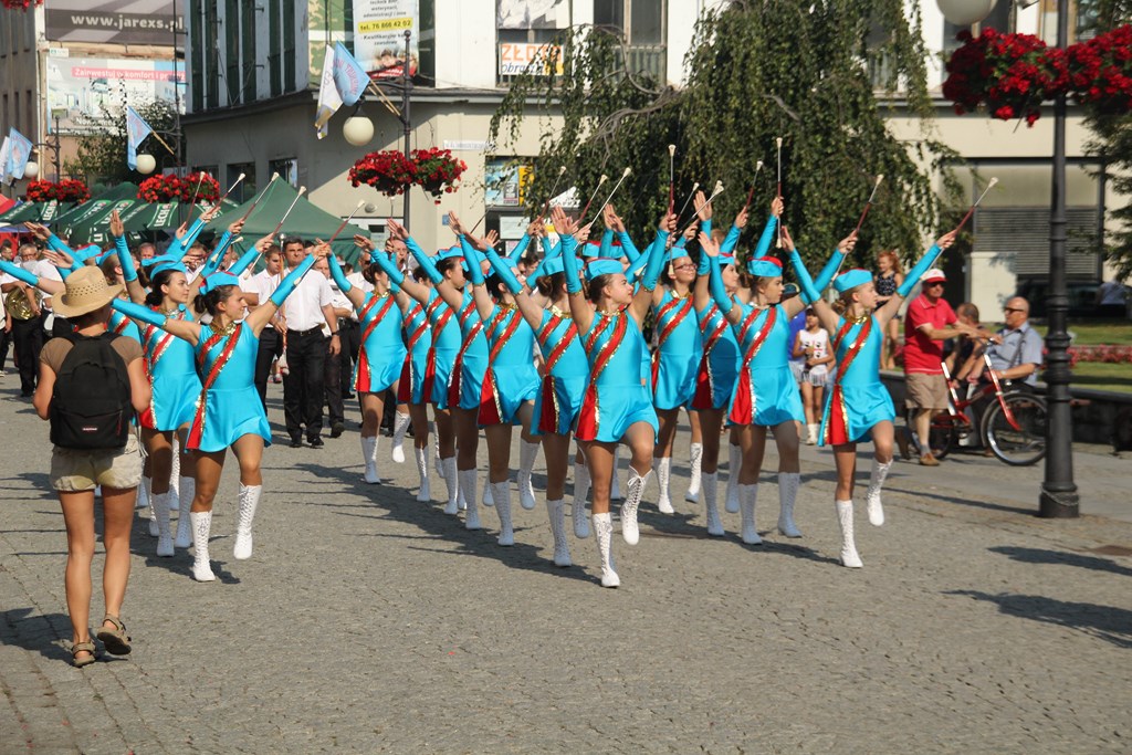 Tłum legniczan bawił się na sobotnich imieninach ulicy NMP