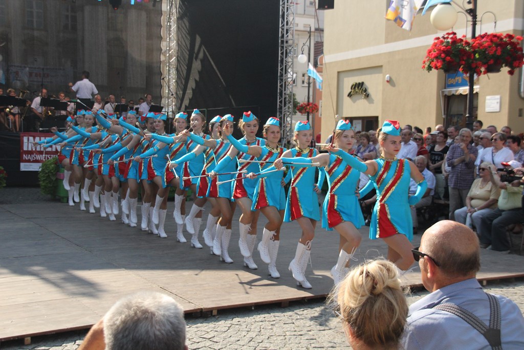 Tłum legniczan bawił się na sobotnich imieninach ulicy NMP