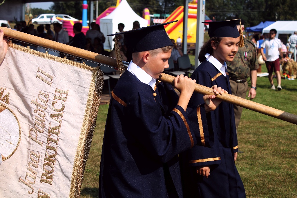 Mieszkańcy gminy Chojnów świętowali na dożynkach gminnych