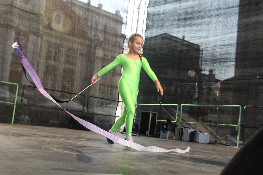 Tłum legniczan bawił się na sobotnich imieninach ulicy NMP