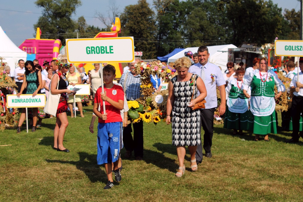 Mieszkańcy gminy Chojnów świętowali na dożynkach gminnych