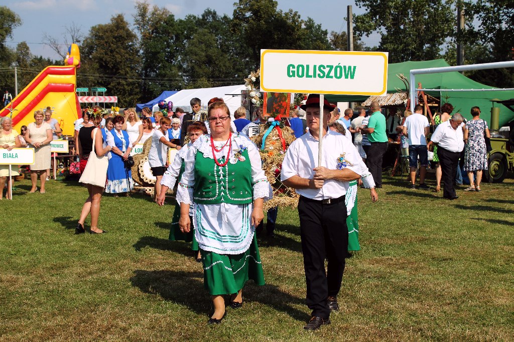Mieszkańcy gminy Chojnów świętowali na dożynkach gminnych