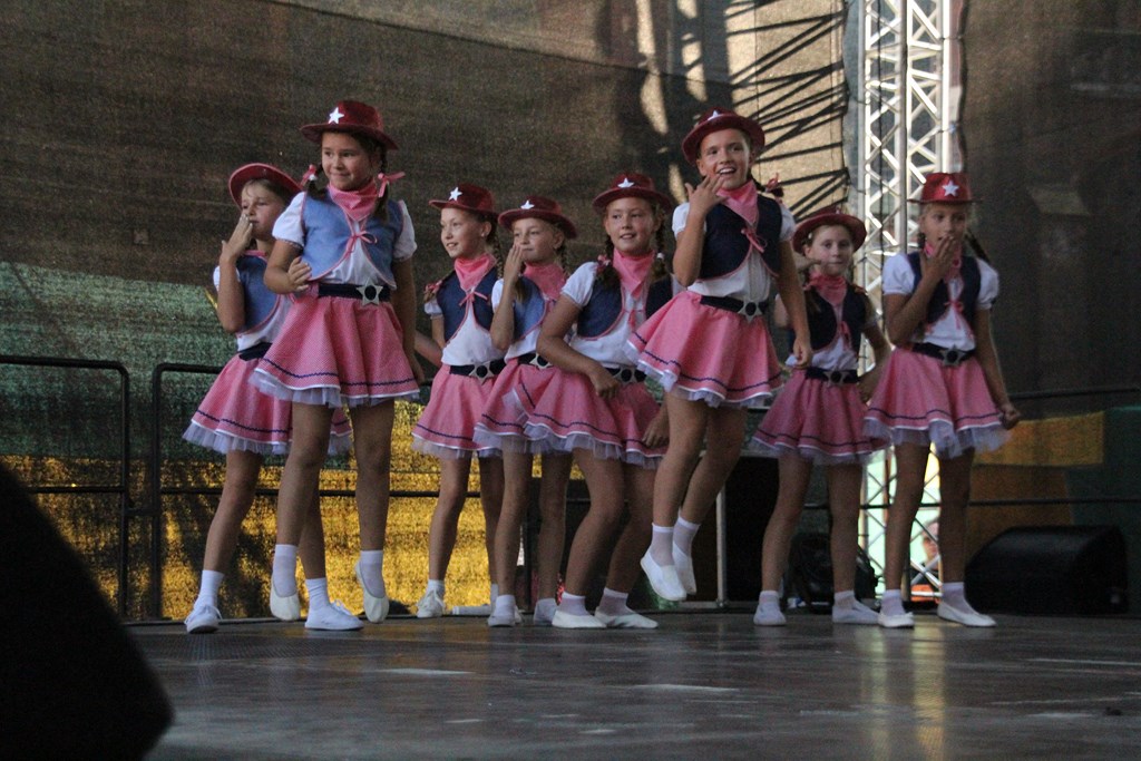 Tłum legniczan bawił się na sobotnich imieninach ulicy NMP