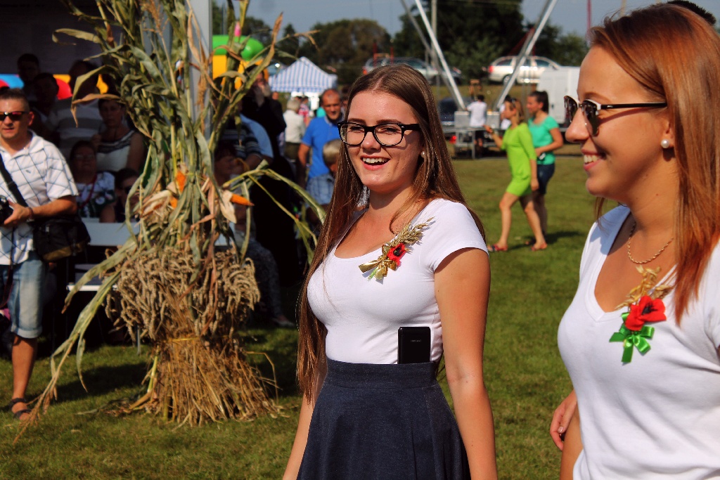 Mieszkańcy gminy Chojnów świętowali na dożynkach gminnych