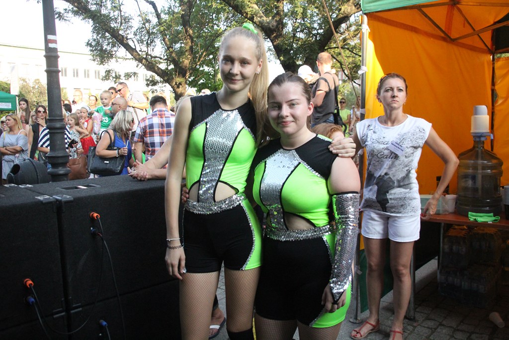 Tłum legniczan bawił się na sobotnich imieninach ulicy NMP