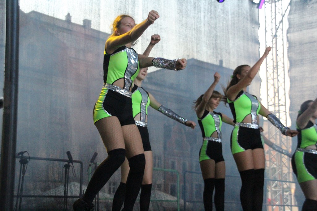 Tłum legniczan bawił się na sobotnich imieninach ulicy NMP