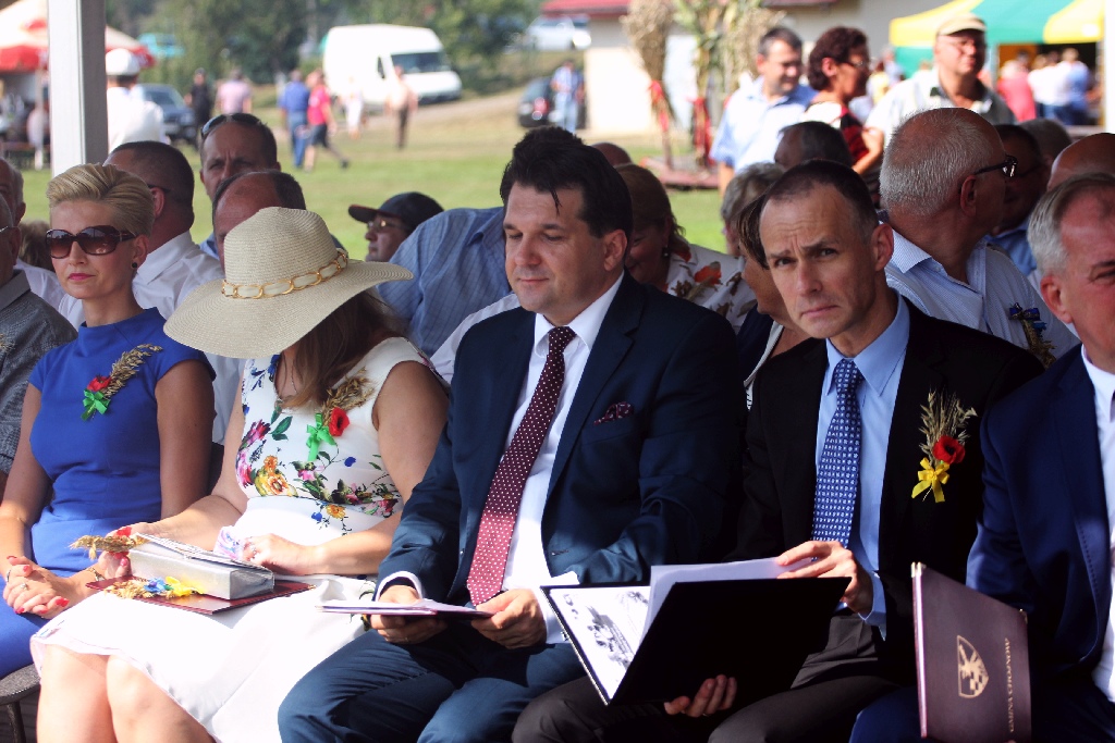 Mieszkańcy gminy Chojnów świętowali na dożynkach gminnych