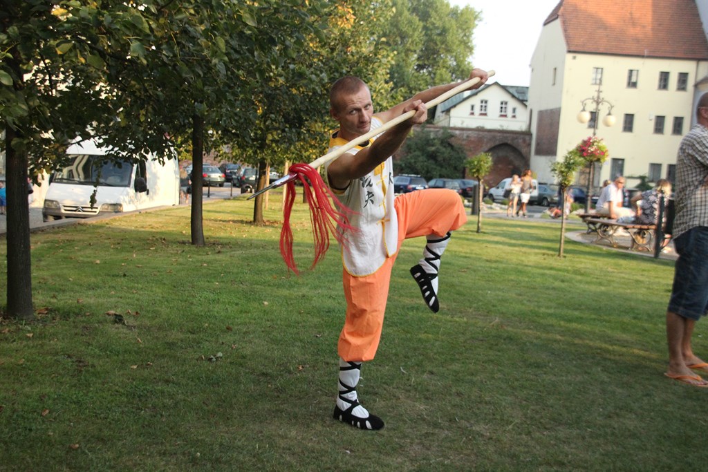 Tłum legniczan bawił się na sobotnich imieninach ulicy NMP