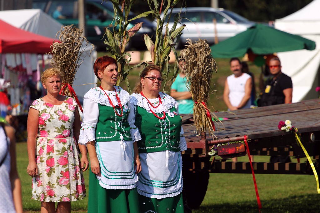 Mieszkańcy gminy Chojnów świętowali na dożynkach gminnych
