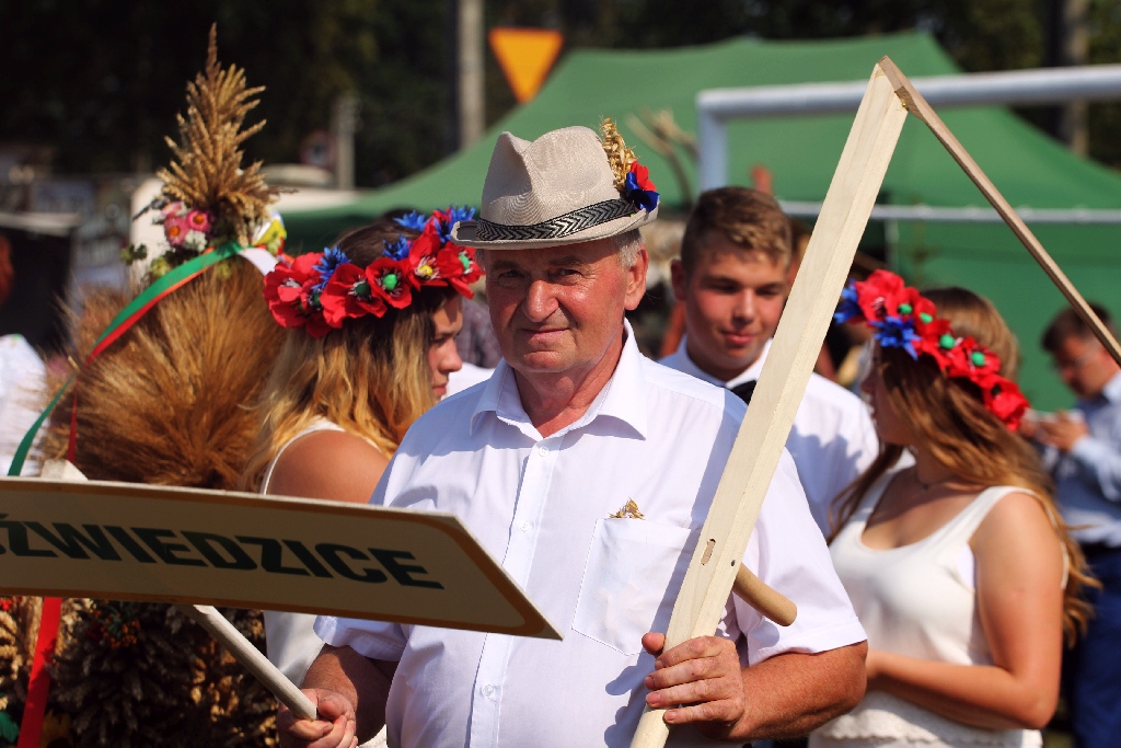 Mieszkańcy gminy Chojnów świętowali na dożynkach gminnych