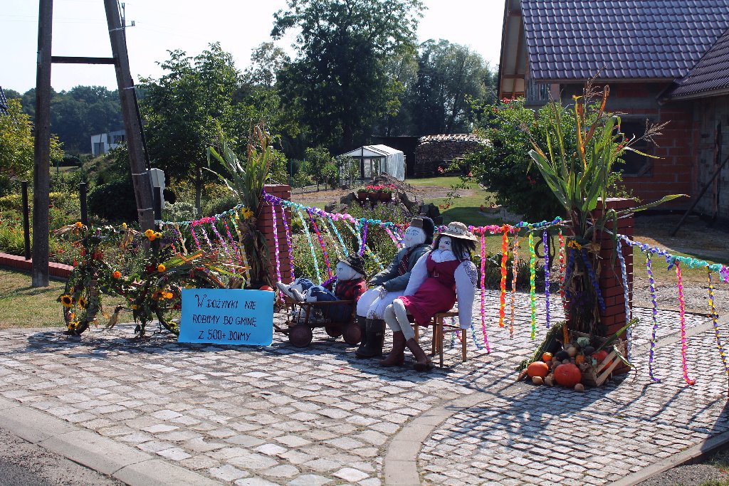 Mieszkańcy gminy Chojnów świętowali na dożynkach gminnych