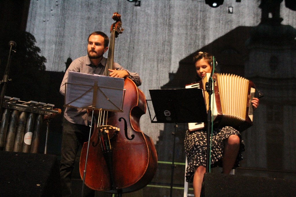 Tłum legniczan bawił się na sobotnich imieninach ulicy NMP