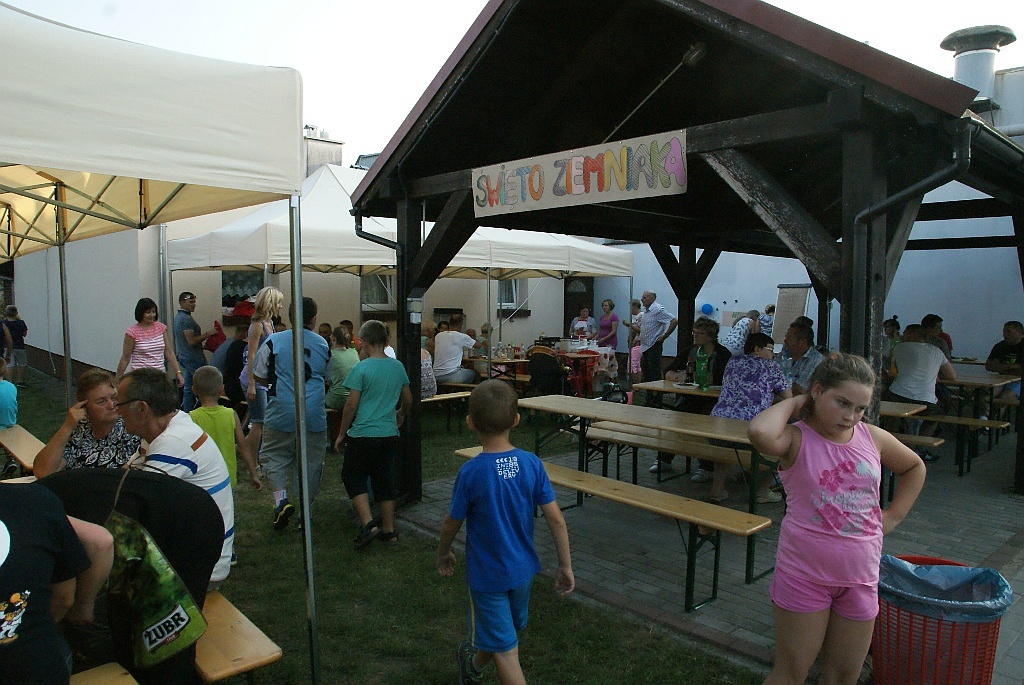 W Szczytnikach Małych mieszkańcy bawili się na święcie ziemniaka