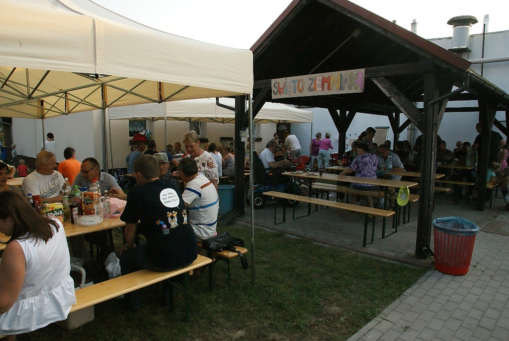 W Szczytnikach Małych mieszkańcy bawili się na święcie ziemniaka