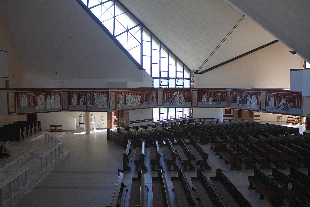 Waszkiewicz kończy malowanie dziesiątej stacji drogi krzyżowej