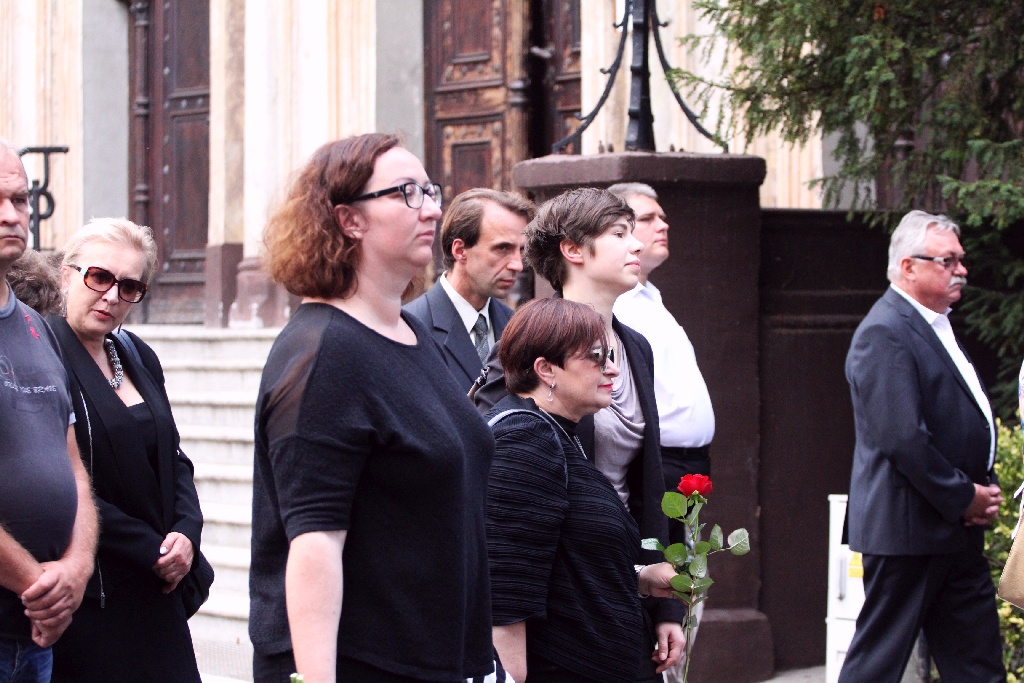 Na cmentarzu przy Wrocławskiej pochowano Krzysztofa Raczkowiaka