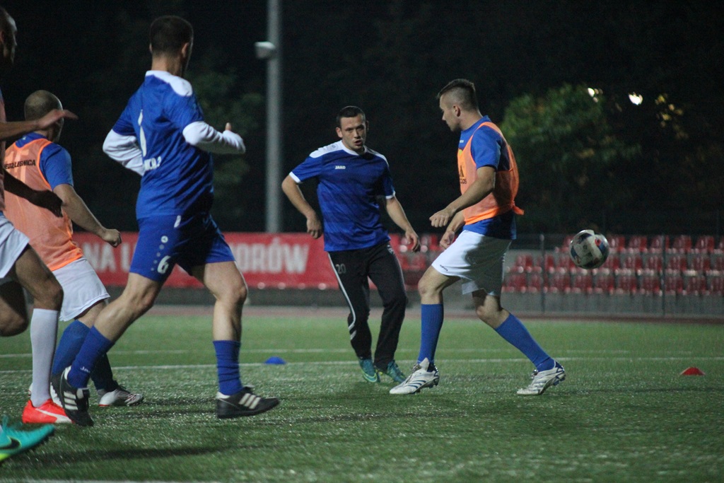 Liga Biznesu Miedzi Legnica: Faurecia wysoko wygrała z Lidlem