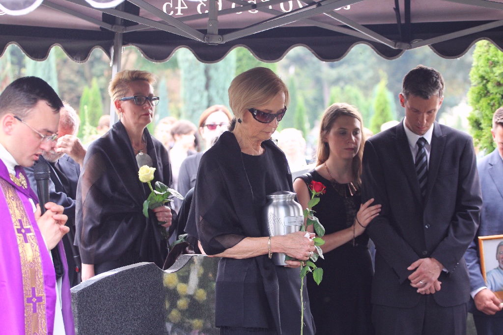 Na cmentarzu przy Wrocławskiej pochowano Krzysztofa Raczkowiaka