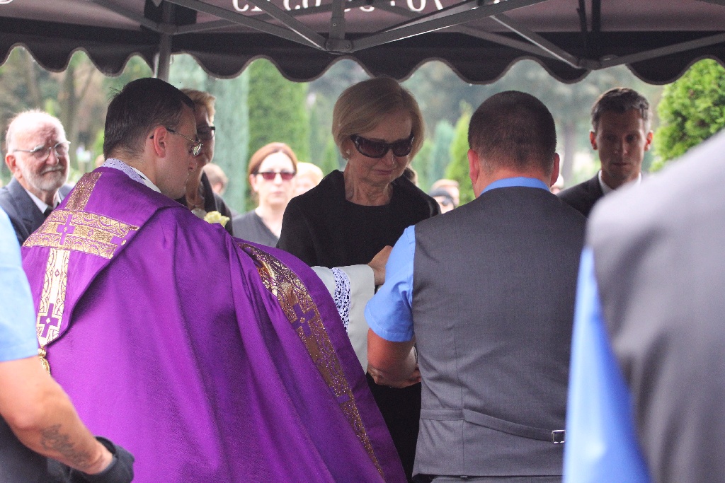 Na cmentarzu przy Wrocławskiej pochowano Krzysztofa Raczkowiaka