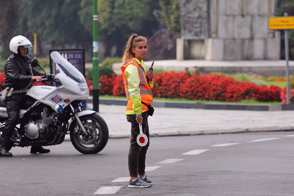 Blisko trzysta osób wyruszyło z Legnicy do Legnickiego Pola
