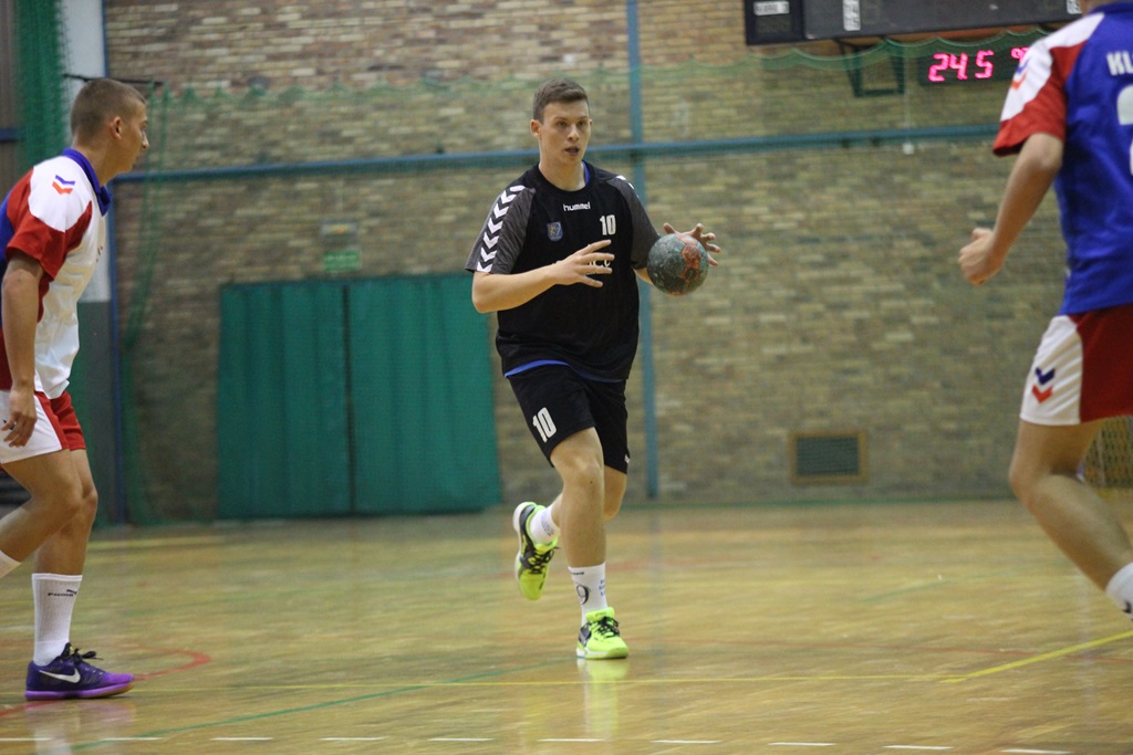 W sześciu legnickich halach trwa rywalizacja w Lion Cup 2016