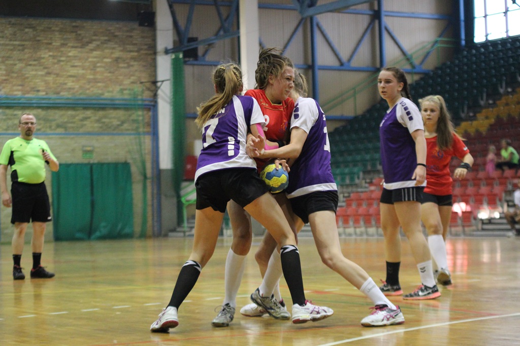 W sześciu legnickich halach trwa rywalizacja w Lion Cup 2016.Cz2