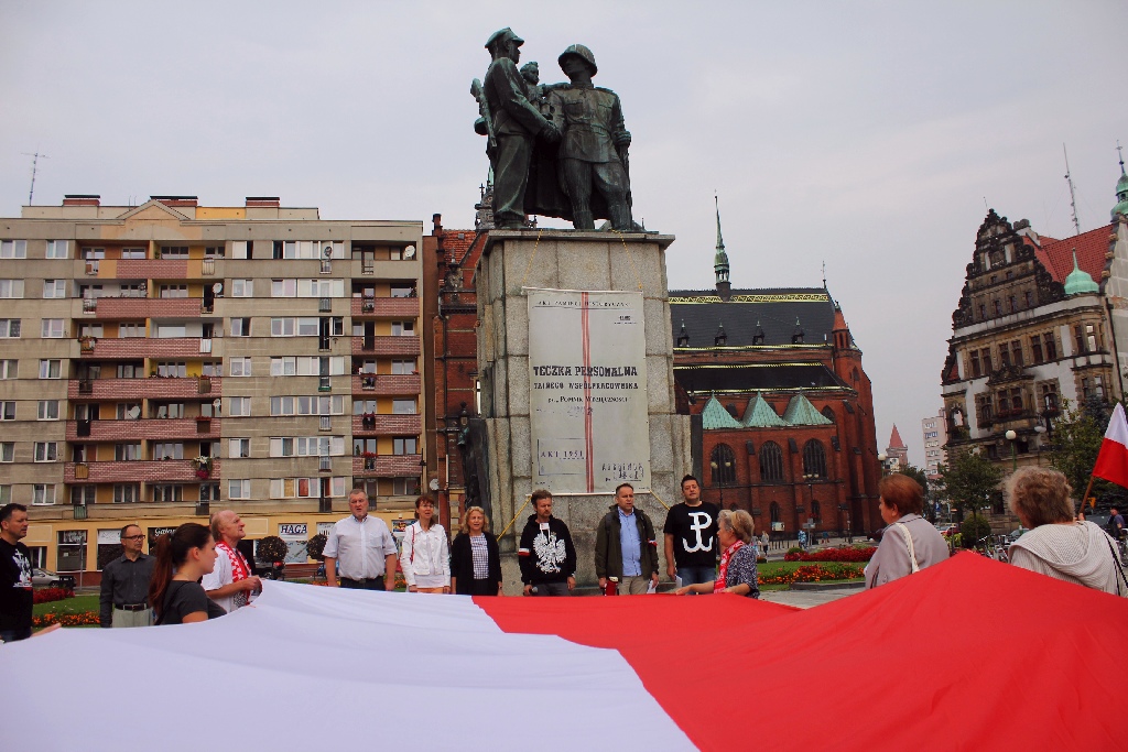 Happeningiem uczcili 77. rocznicę agresji ZSRR na Polskę