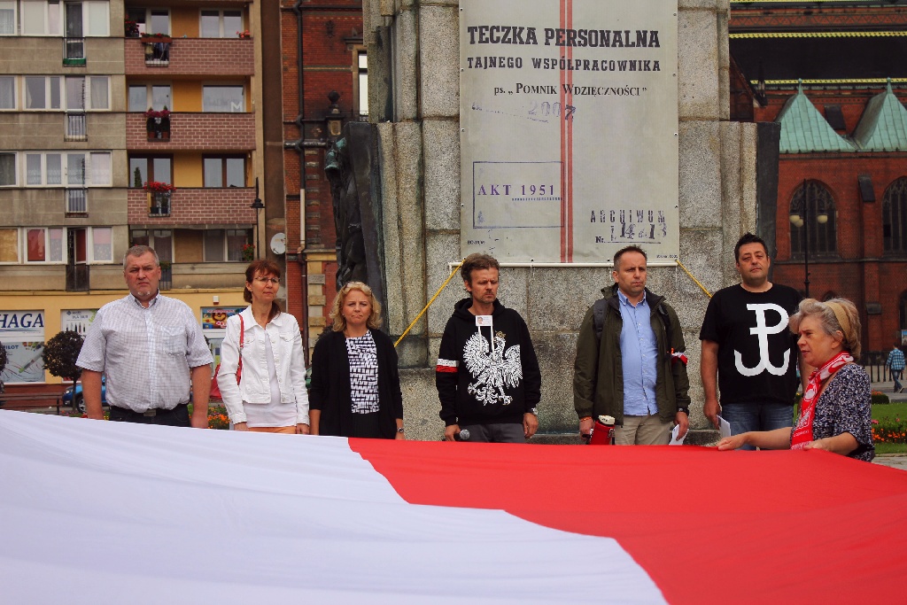 Happeningiem uczcili 77. rocznicę agresji ZSRR na Polskę